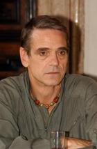 Clicca per visualizzare l'immagine Jeremy Irons1.jpg ad alta risoluzione
