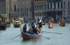 Clicca per visualizzare l'immagine corteo storico regata 2004_0002.jpg ad alta risoluzione