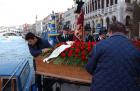Clicca per visualizzare l'immagine Funerale Civile 2.jpg ad alta risoluzione