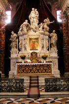 Clicca per visualizzare l'immagine Altare Madonna della Salute.jpg ad alta risoluzione
