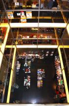 Clicca per visualizzare l'immagine Libreria Mondadori.jpg ad alta risoluzione
