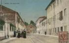 Clicca per visualizzare l'immagine colore001.jpg ad alta risoluzione