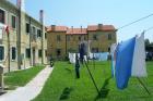 Clicca per visualizzare l'immagine prato biancheria 4.jpg ad alta risoluzione