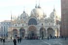 Clicca per visualizzare l'immagine basilica.jpg ad alta risoluzione