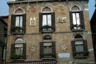 Clicca per visualizzare l'immagine palazzo-.jpg ad alta risoluzione