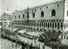 Clicca per visualizzare l'immagine Cerimonia Piazza San marco.jpg ad alta risoluzione